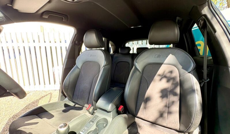 Audi Q3 2.0 TDI S Line Black Edition (s/s), 2018, Manual, 5 Door Estate full