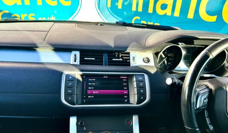 Land Rover Range Rover Evoque 2.0 eD4 SE (s/s), 2018, Manual, 5 Door Estate full