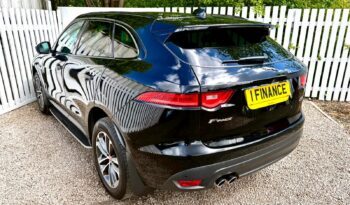 Jaguar F-Pace 2.0 i4D R-Sport AWD, 2019, Automatic, 5 Door Estate full