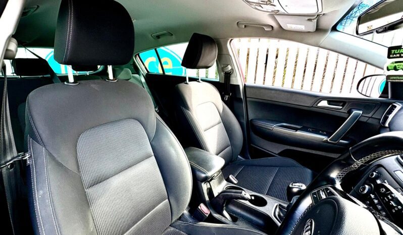 Kia Sportage 1.6 CRDi ISG DCT 2 Hybrid Electric, 2020, Automatic, 5 Door Estate full