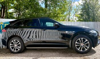Jaguar F-Pace 2.0 i4D R-Sport AWD, 2019, Automatic, 5 Door Estate full