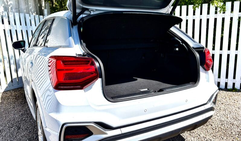 Audi Q2 2.0 TFSI 30 S Line, 2021, Manual, 5 Door Estate full