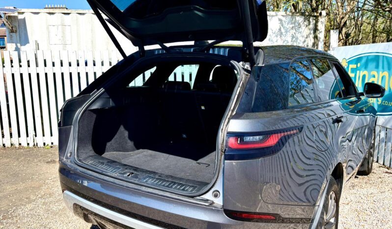 Land Rover Range Rover Velar 2.0 D240 R-Dynamic SE AWD (s/s), 2017, Automatic, 5 Door Estate full