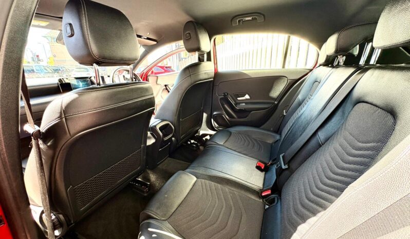 Mercedes-Benz A-Class 1.3 A180 SE (s/s), 2020, Manual, 5 Door Hatchback full