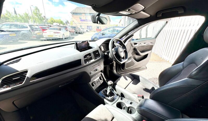 Audi Q3 2.0 TDI S Line Black Edition (s/s), 2018, Manual, 5 Door Estate full