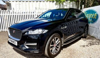 Jaguar F-Pace 2.0 i4D R-Sport AWD, 2019, Automatic, 5 Door Estate full