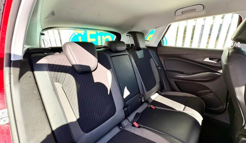 Vauxhall Grandland X 1.5 TD ecoTEC BlueInjection Business Edition Nav, 2019, Manual, 5 Door Hatchback full