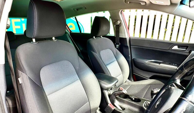 Kia Sportage 1.6 CRDi ISG MHEV 2, 2020, Manual, 5 Door Estate full