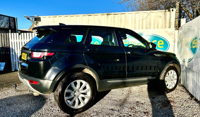 Land Rover Range Rover Evoque 2.0 eD4 SE (s/s), 2018, Manual, 5 Door Estate full