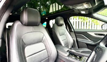 Jaguar F-Pace 2.0 i4D R-Sport AWD (s/s), 2018, Automatic, 5 Door Estate full