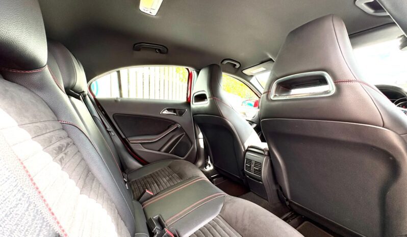 Mercedes-Benz A-Class 2.1 A200d AMG Line (s/s), 2017, Manual, 5 Door Hatchback full
