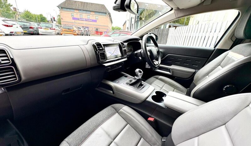 Citroen C5 Aircross 1.2 PureTech Flair (s/s), 2019, Manual, 5 Door Hatchback full