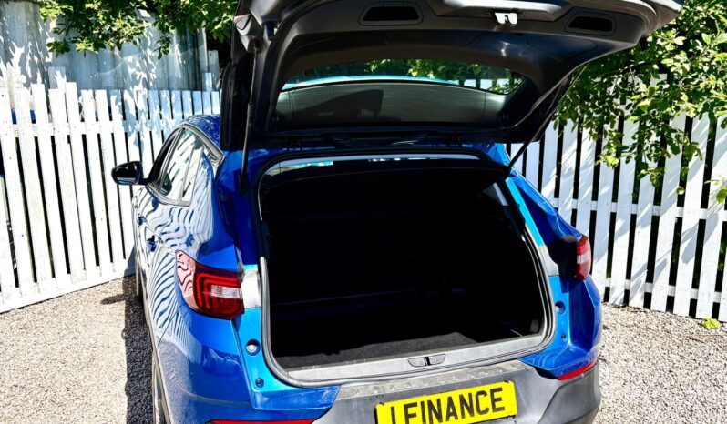 Vauxhall Grandland X 1.5 TD SE ecoTEC BlueInjection (s/s), 2019, Manual, 5 Door Hatchback full
