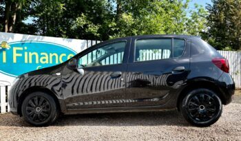 Dacia Sandero 1.0 SCe Essential, 2018, Manual, 5 Door Hatchback full