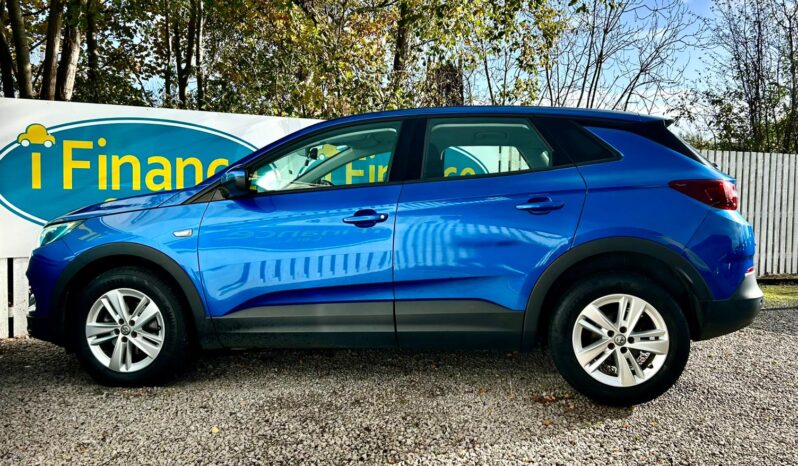 Vauxhall Grandland X 1.5 TD SE ecoTEC BlueInjection (s/s), 2019, Manual, 5 Door Hatchback full