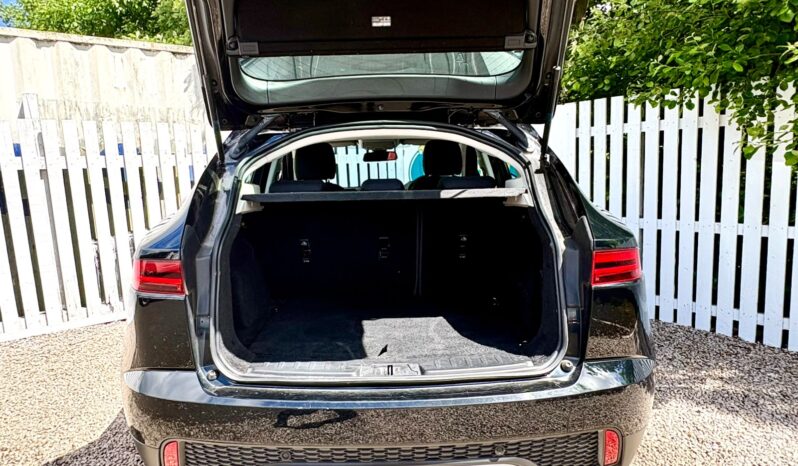 Jaguar E-Pace 2.0 i4D D150, 2019, Manual, 5 Door Estate full