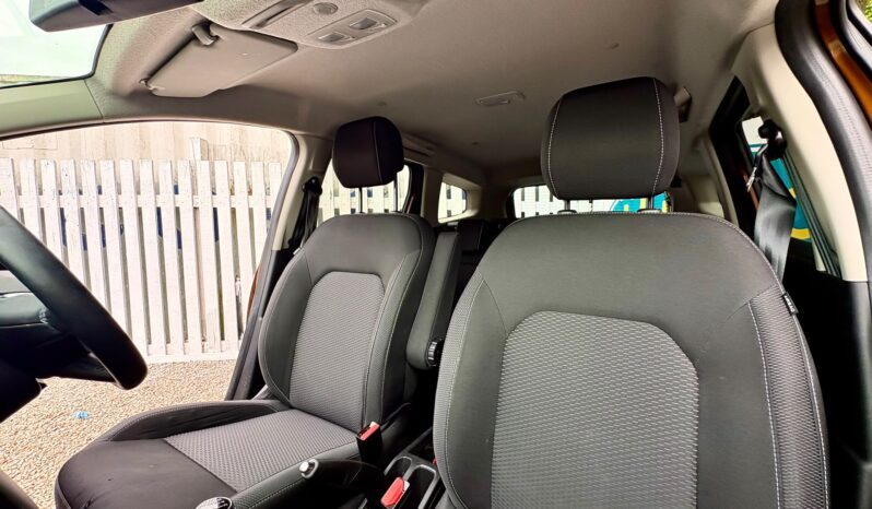 Dacia Duster 1.0 TCe Comfort, 2021, Manual, 5 Door Hatchback full