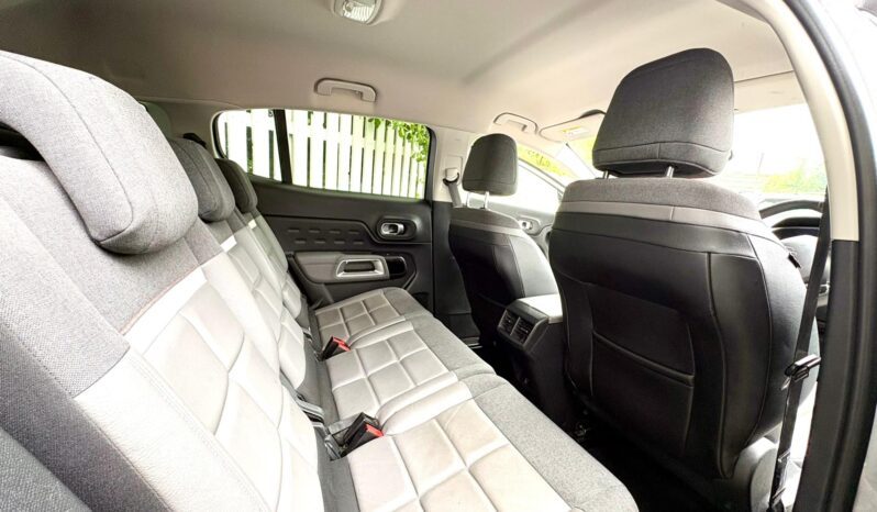 Citroen C5 Aircross 1.2 PureTech Flair (s/s), 2019, Manual, 5 Door Hatchback full