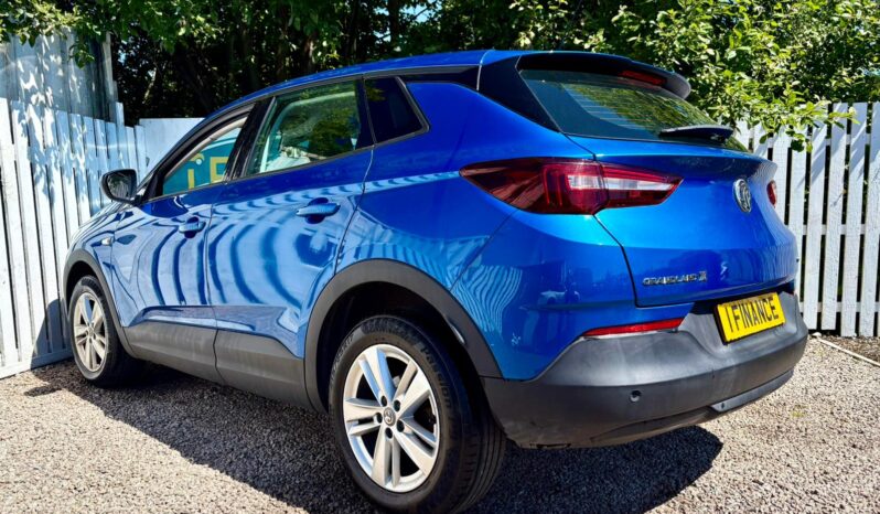 Vauxhall Grandland X 1.5 TD SE ecoTEC BlueInjection (s/s), 2019, Manual, 5 Door Hatchback full