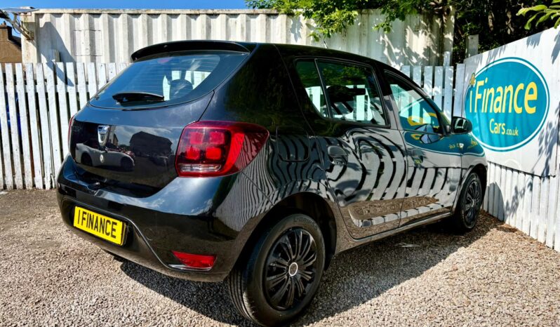 Dacia Sandero 1.0 SCe Essential, 2018, Manual, 5 Door Hatchback full