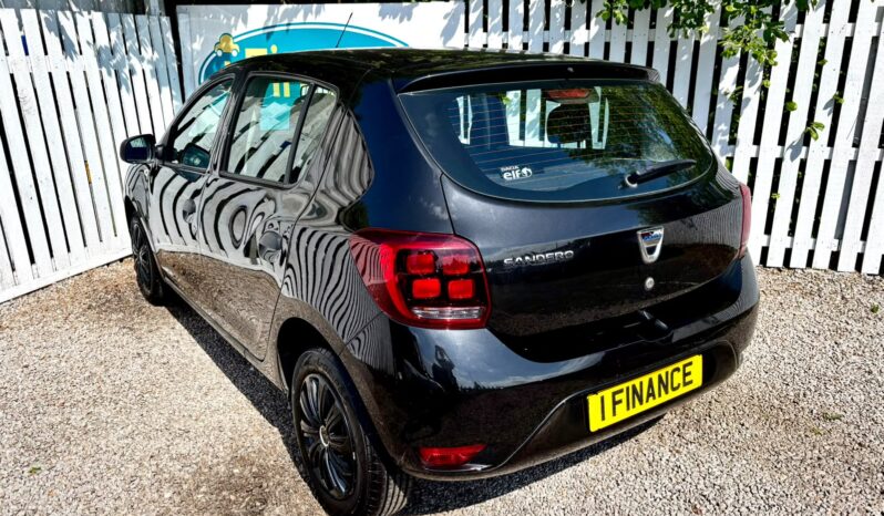 Dacia Sandero 1.0 SCe Essential, 2018, Manual, 5 Door Hatchback full