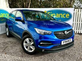 Vauxhall Grandland X 1.5 TD SE ecoTEC BlueInjection (s/s), 2019, Manual, 5 Door Hatchback