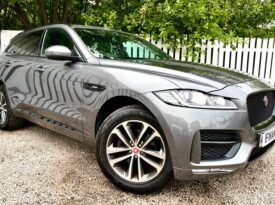 Jaguar F-Pace 2.0 i4D R-Sport AWD (s/s), 2018, Automatic, 5 Door Estate
