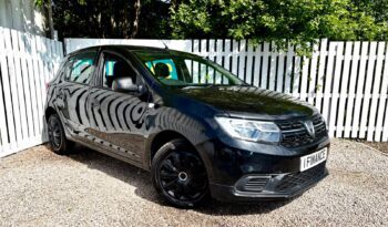 Dacia Sandero 1.0 SCe Essential, 2018, Manual, 5 Door Hatchback full
