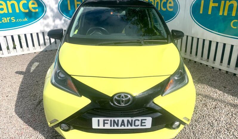 Toyota Aygo 1.0 VVT-i x-cite 3 (Bi-tone Yellow), 2017, Manual, 5 Door Hatchback full