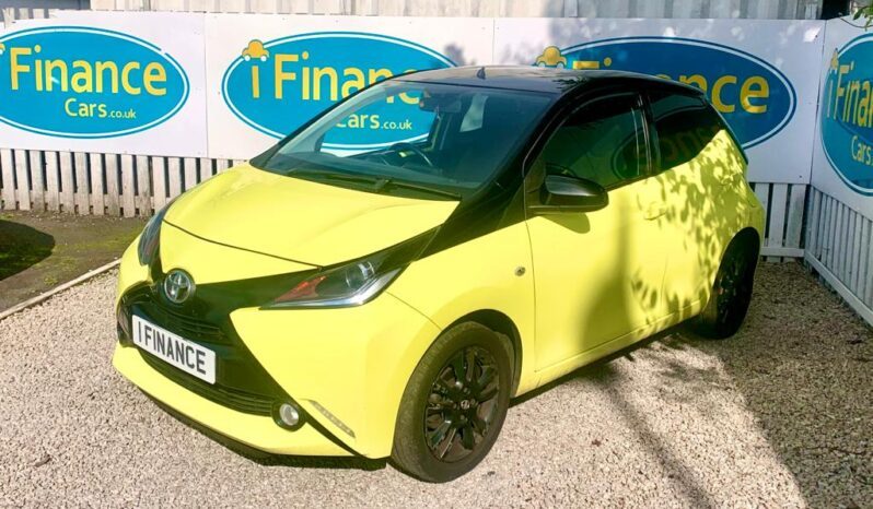 Toyota Aygo 1.0 VVT-i x-cite 3 (Bi-tone Yellow), 2017, Manual, 5 Door Hatchback full