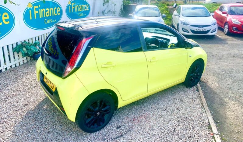Toyota Aygo 1.0 VVT-i x-cite 3 (Bi-tone Yellow), 2017, Manual, 5 Door Hatchback full