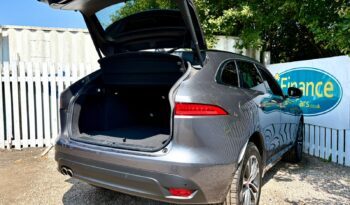 Jaguar F-Pace 2.0 i4D R-Sport AWD (s/s), 2018, Automatic, 5 Door Estate full