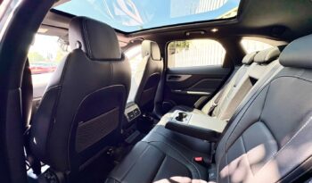 Jaguar F-Pace 2.0 i4D R-Sport AWD (s/s), 2018, Automatic, 5 Door Estate full
