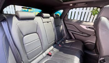 Jaguar F-Pace 2.0 i4D R-Sport AWD (s/s), 2018, Automatic, 5 Door Estate full