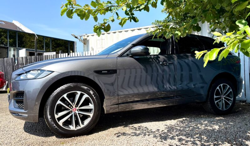 Jaguar F-Pace 2.0 i4D R-Sport AWD (s/s), 2018, Automatic, 5 Door Estate full