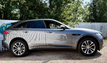Jaguar F-Pace 2.0 i4D R-Sport AWD (s/s), 2018, Automatic, 5 Door Estate full