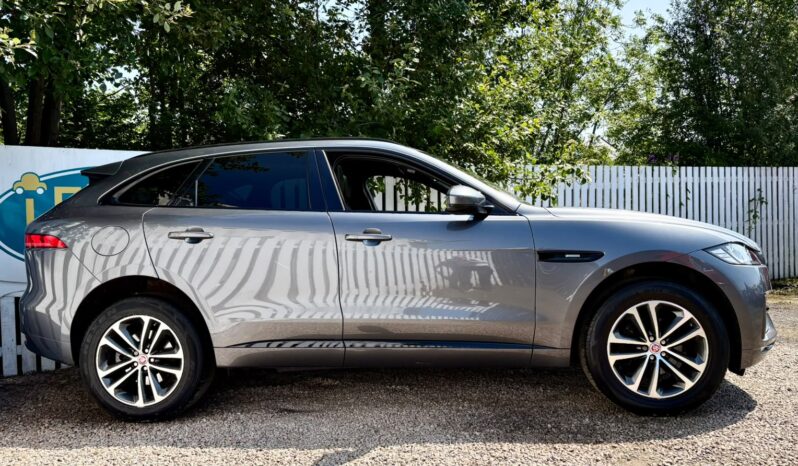 Jaguar F-Pace 2.0 i4D R-Sport AWD (s/s), 2018, Automatic, 5 Door Estate full