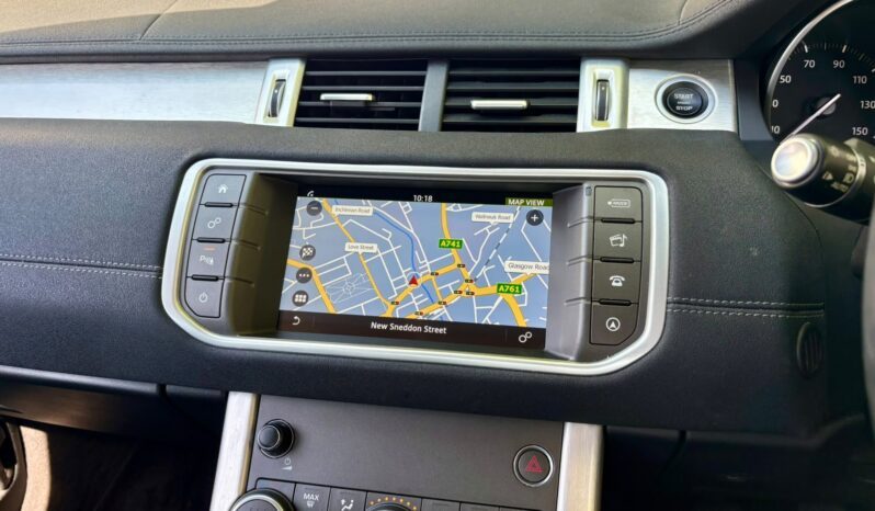Land Rover Range Rover Evoque 2.0 eD4 SE Tech (s/s), 2017, Manual, 5 Door Estate full