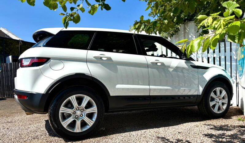 Land Rover Range Rover Evoque 2.0 eD4 SE Tech (s/s), 2017, Manual, 5 Door Estate full