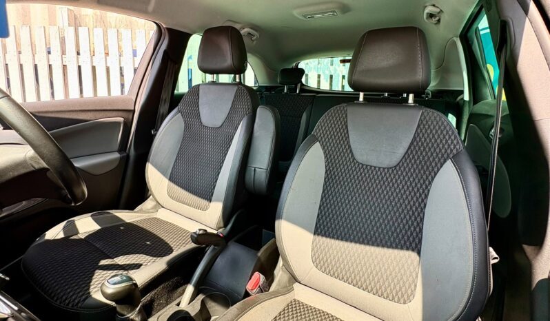 Vauxhall Crossland X 1.2 Elite NAV (s/s), 2019, Manual, 5 Door Hatchback full