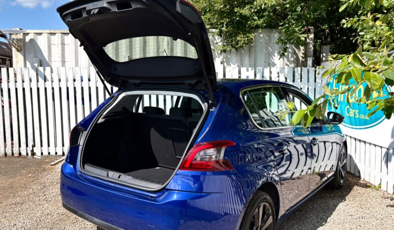Peugeot 308 1.2 PureTech 130 Allure (s/s), 2018, Manual, 5 Door Hatchback full