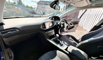 Peugeot 308 1.2 PureTech 130 Allure (s/s), 2018, Manual, 5 Door Hatchback full