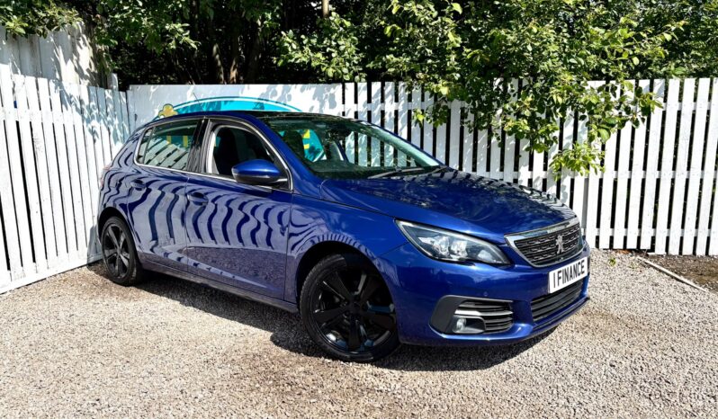 Peugeot 308 1.2 PureTech 130 Allure (s/s), 2018, Manual, 5 Door Hatchback full