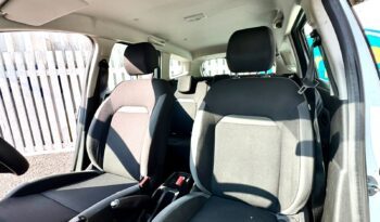 Dacia Duster 1.0 TCe Essential (s/s), 2021, Manual, 5 Door Hatchback full