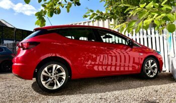 Vauxhall Astra 1.4i SRi, 2018, Manual, 5 Door Hatchback full