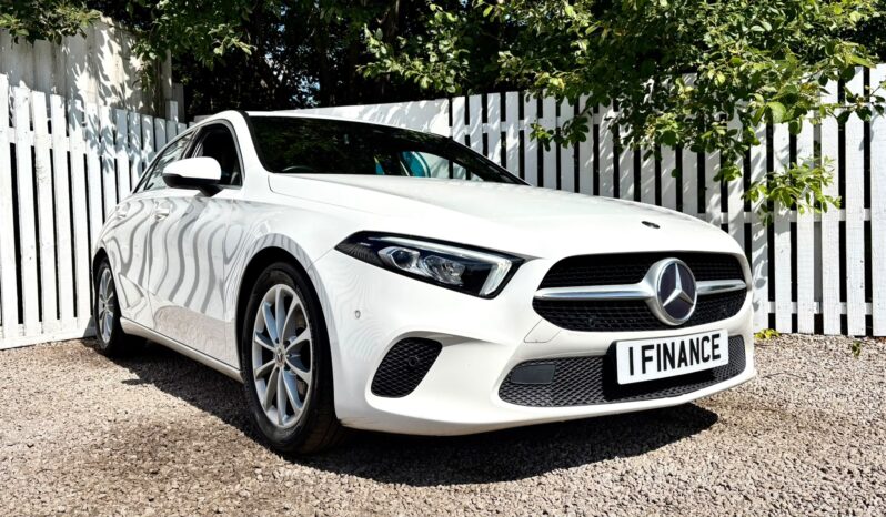 Mercedes-Benz A-Class 1.5 A180d Sport (Executive) (s/s) 7G-DCT, 2018, Automatic, 5 Door Hatchback full