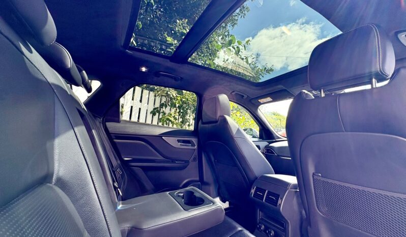 Jaguar F-Pace 2.0 i4D Chequered Flag AWD (s/s), 2019, Automatic, 5 Door Estate full