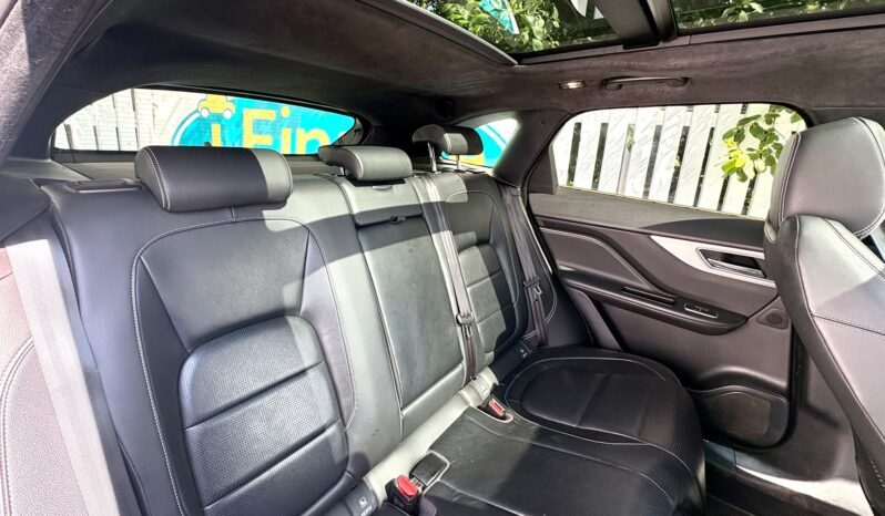 Jaguar F-Pace 2.0 i4D Chequered Flag AWD (s/s), 2019, Automatic, 5 Door Estate full