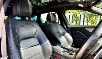Jaguar F-Pace 2.0 i4D Chequered Flag AWD (s/s), 2019, Automatic, 5 Door Estate full