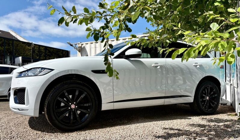 Jaguar F-Pace 2.0 i4D Chequered Flag AWD (s/s), 2019, Automatic, 5 Door Estate full